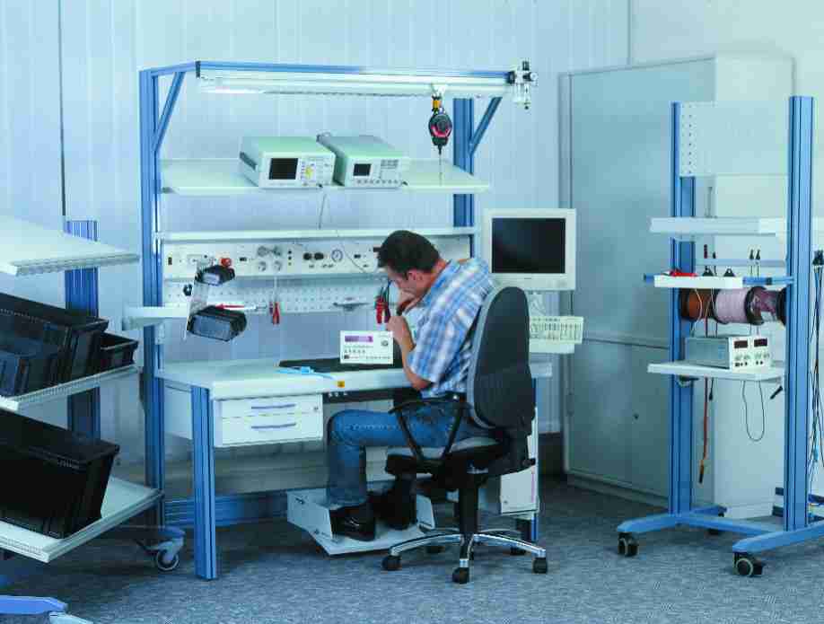 hera-Montagearbeitsplatz